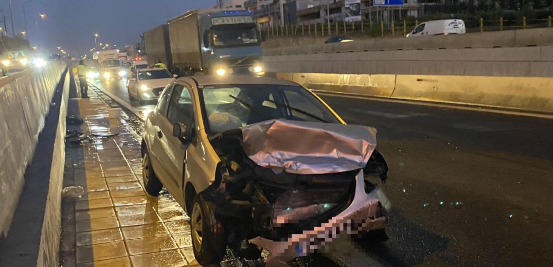 Θεσσαλονίκη: Μετωπική σύγκρουση δύο ΙΧ στον Περιφερειακό - Στο νοσοκομείο δύο άτομα (φωτ.)