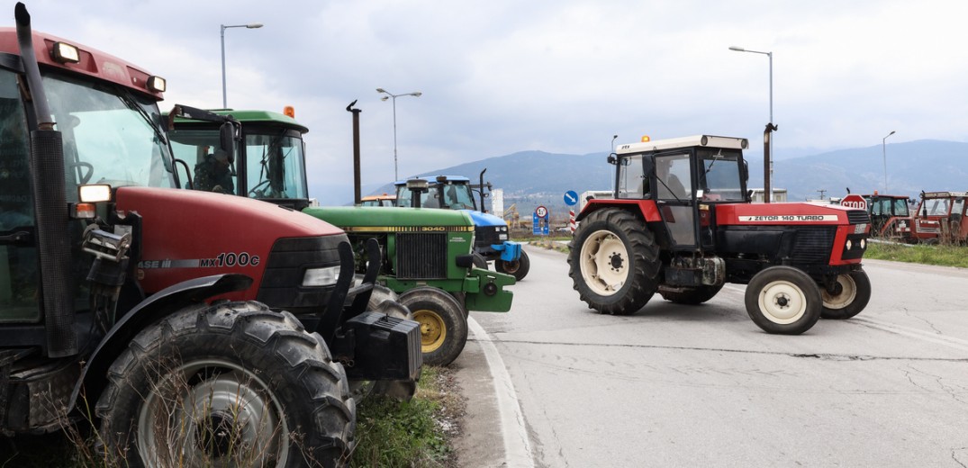 Μπλόκο των αγροτών στην Κεντρική Μακεδονία - Σε ποια σημεία έκλεισαν την Εθνική Οδό