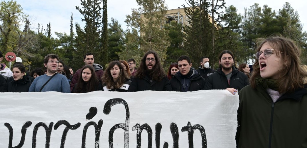 Επιχείρηση της ΕΛΑΣ σε κατάληψη στο Πολυτεχνείο - Επτά προσαγωγές