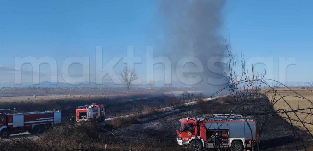 Θεσσαλονίκη: Υπό μερικό έλεγχο η φωτιά στα Νέα Μάλγαρα - Άνοιξε η ΠΑΘΕ - Δείτε φωτογραφίες