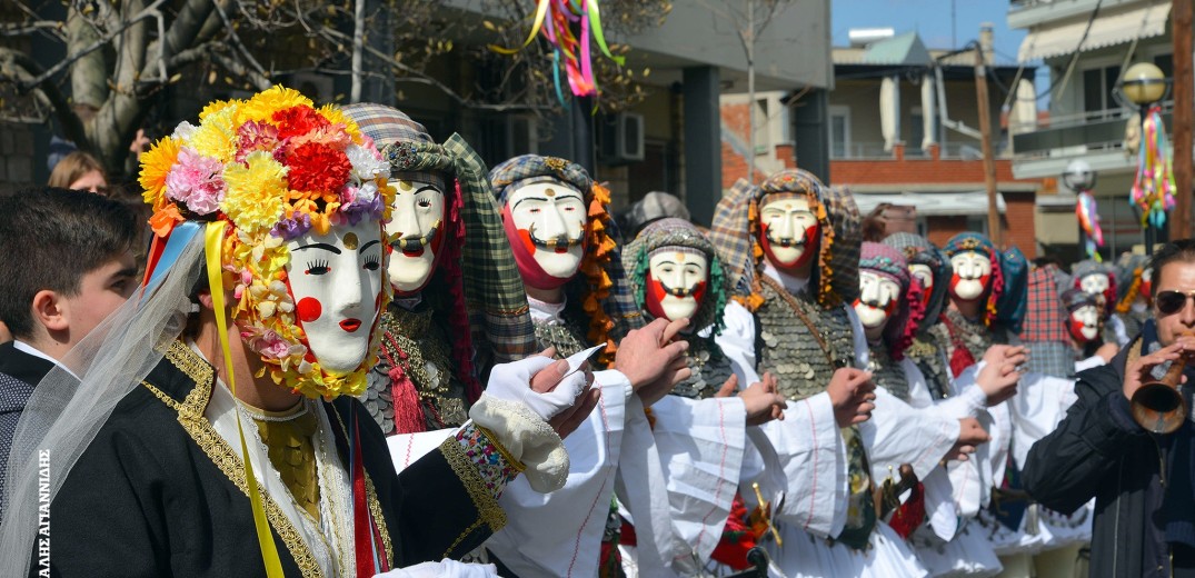 Ξεκινά το μοναδικό δρώμενο της Νάουσας «Γενίτσαροι» και Μπούλες