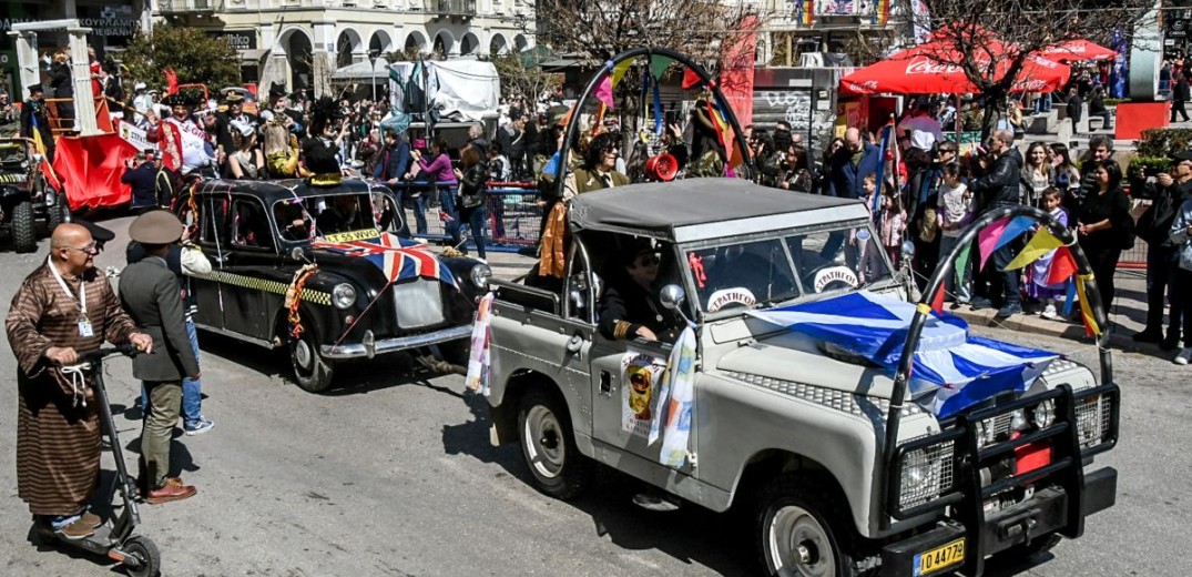 Κορυφώνεται σήμερα το Πατρινό Καρναβάλι: Ο ενθουσιασμός και η σάτιρα στέλνουν μηνύματα αισιοδοξίας