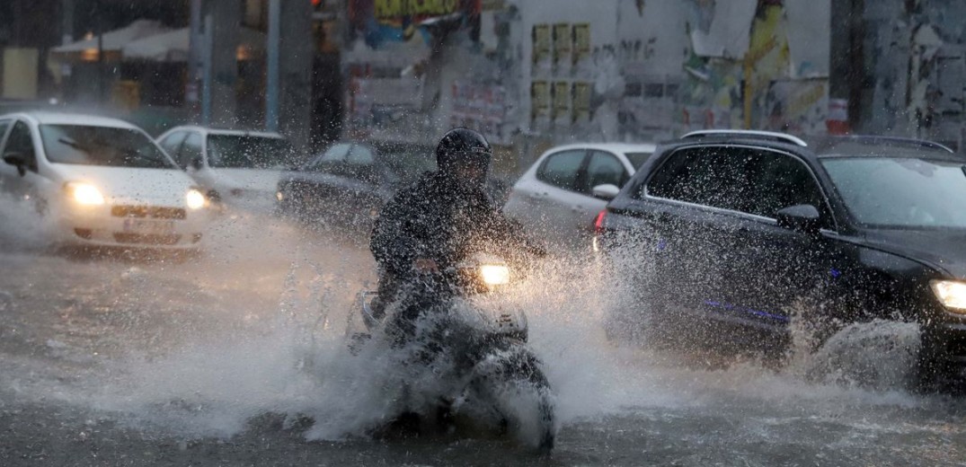 Θεσσαλονίκη: Τα τέσσερα σημεία που… βουλιάζουν με τις καταιγίδες και τα ρέματα σε Τούμπα και Τριανδρία