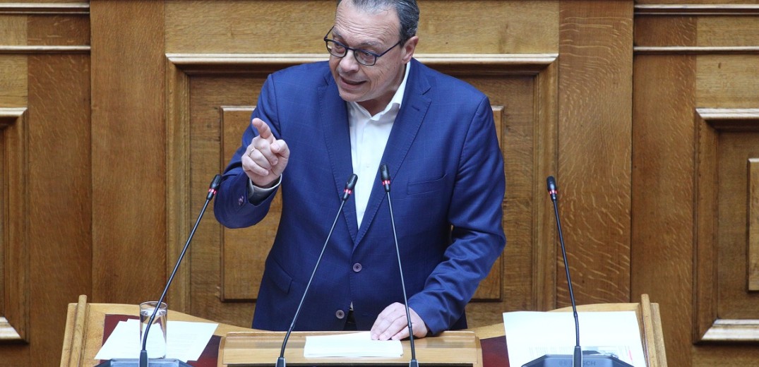 Σ. Φάμελλος: Η κυβέρνηση για μια ακόμη φορά άφησε τους καταναλωτές εκτεθειμένους στα υπερκέρδη λίγων