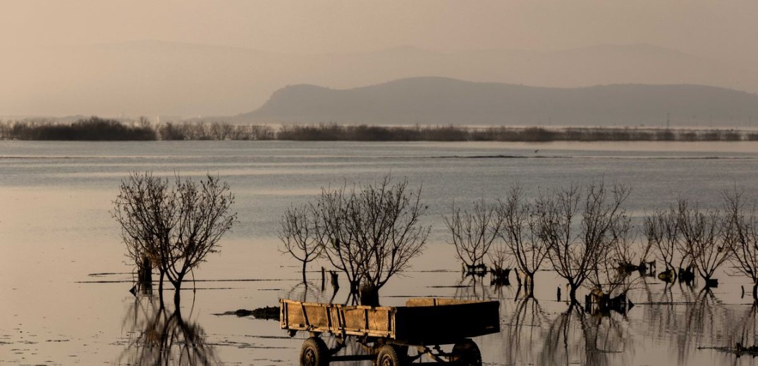 Λίμνη Κάρλα: Επτά μήνες μετά τις καταστροφικές πλημμύρες (Βίντεο & φωτ.)