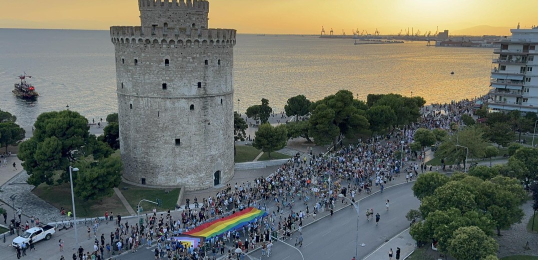 Europride 2024: Στιγμιότυπα από τη μεγάλη παρέλαση υπερηφάνειας στη Θεσσαλονίκη (βίντεο, φωτ.)