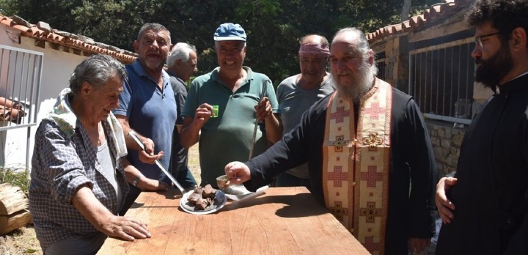 Το συγκινητικό πανηγύρι των αγίων Αναργύρων στην Ίμβρο (φωτ.)