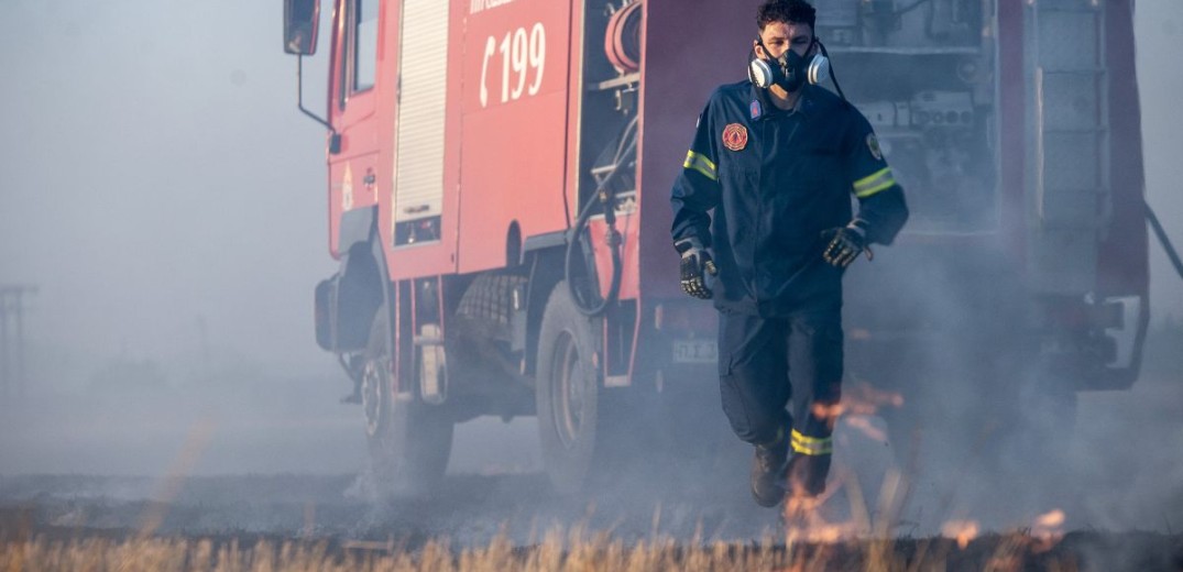 Αντιμέτωπη με 34 πυρκαγιές σε ένα 24ωρο η πυροσβεστική