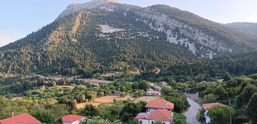 Η ορεινή Άρτα, η Πίνδος και η κοιλάδα του Αχελώου αποκαλύπτουν τις ομορφιές τους (φωτ.)