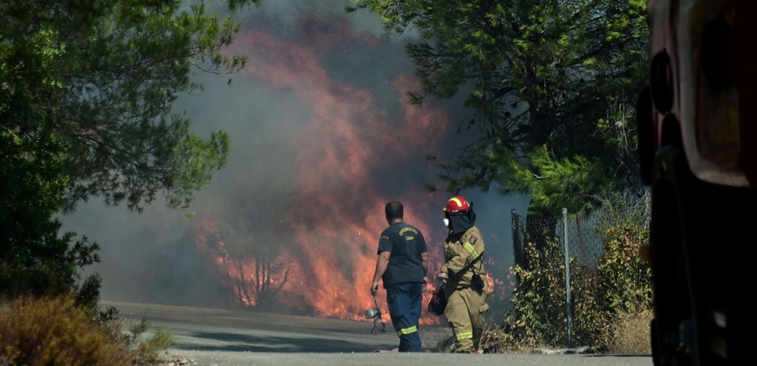 Φωτιές στην Αττική: Βοήθεια στην Αθήνα στέλνει η Κύπρος