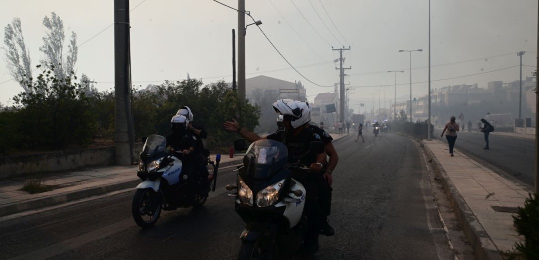 Φωτιά στην Αττική: Ποιοι δρόμοι είναι κλειστοί - Όλες οι κυκλοφοριακές ρυθμίσεις