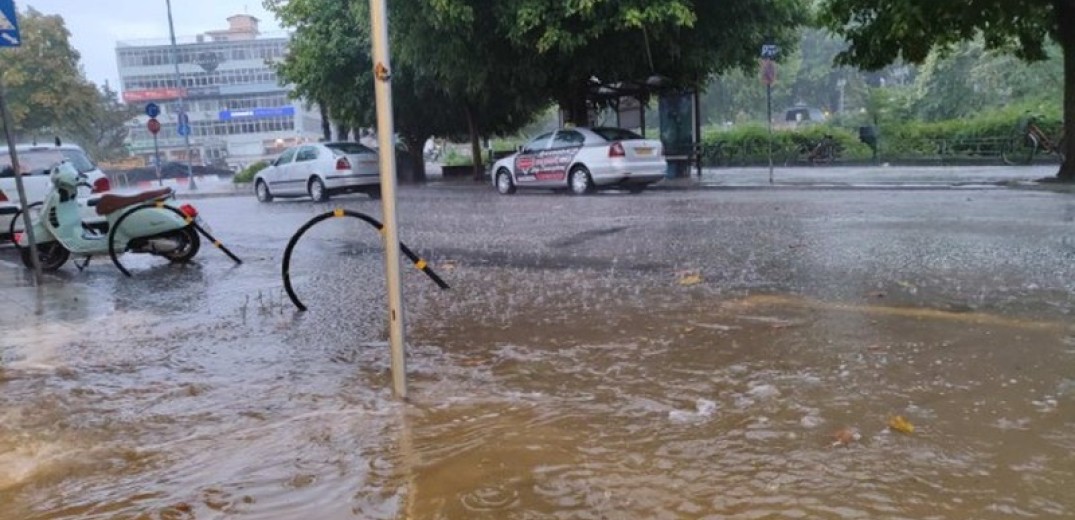 Η κακοκαιρία εξπρές σάρωσε τη Θεσσαλία - 55 κλήσεις στην Πυροσβεστική (βίντεο)