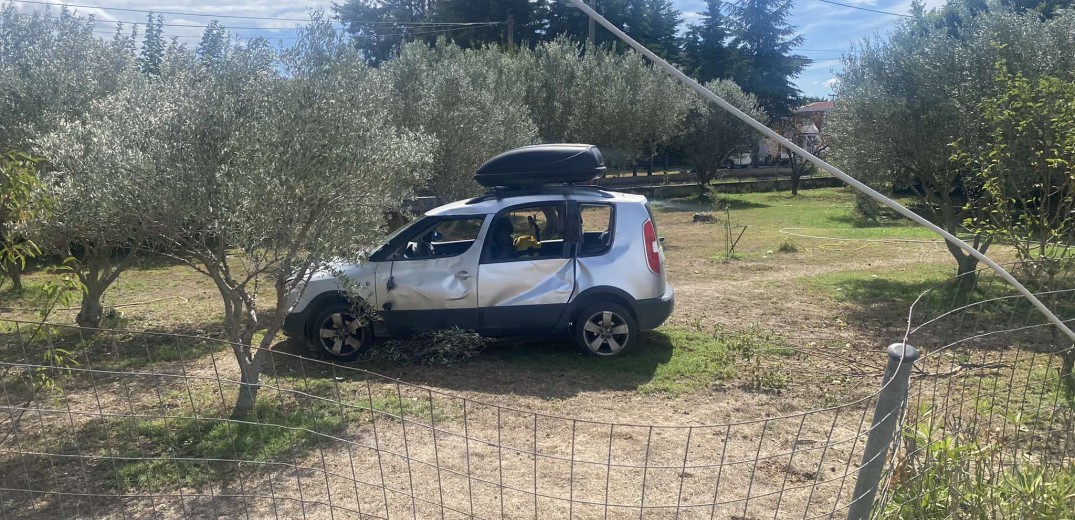 Θεσσαλονίκη - Θέρμη: Ανδρόγυνο και το 2 χρονών μωράκι τους παρασύρθηκαν από ΙΧ - Διασωληνώθηκαν οι γονείς - Κρατείται ο οδηγός