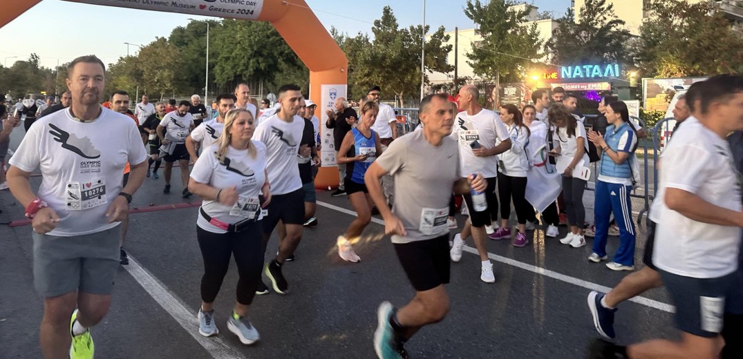 Olympic Day Run: Υπό πολύ δύσκολες συνθήκες η εκκίνηση των 10.000 μέτρων (βίντεο)