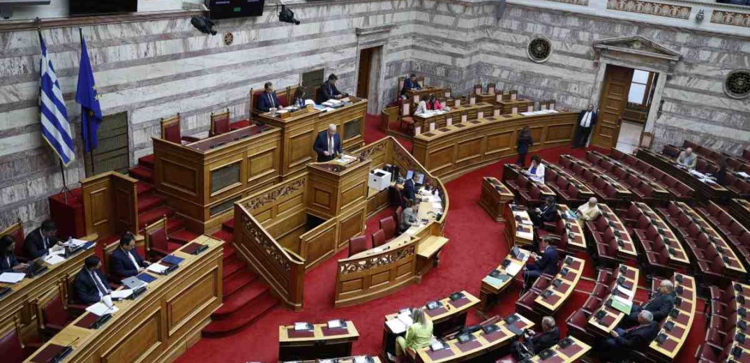 Βουλή: Υπερψηφίστηκε από Ολομέλεια η κύρωση του «Κώδικα Φόρου Προστιθέμενης Αξίας»