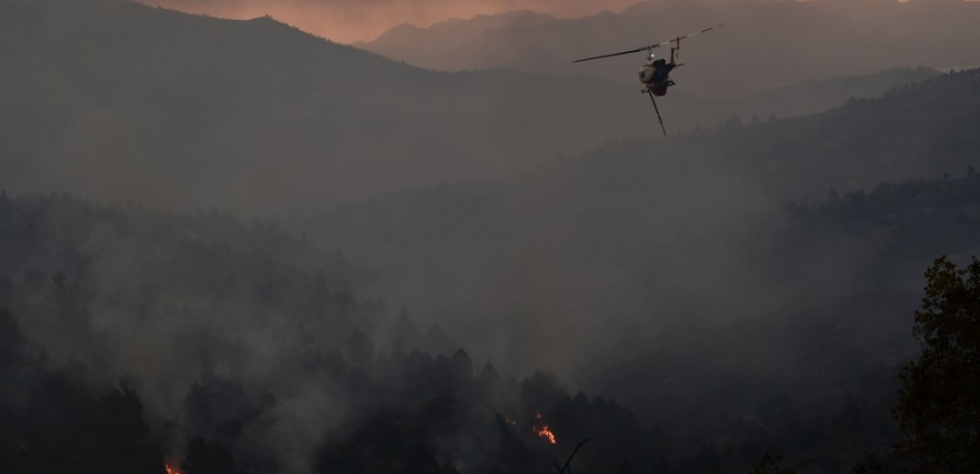 Κορινθία: Χωρίς ενεργό μέτωπο η πυρκαγιά στο Ξυλόκαστρο - «Μάχη» με τις διάσπαρτες εστίες