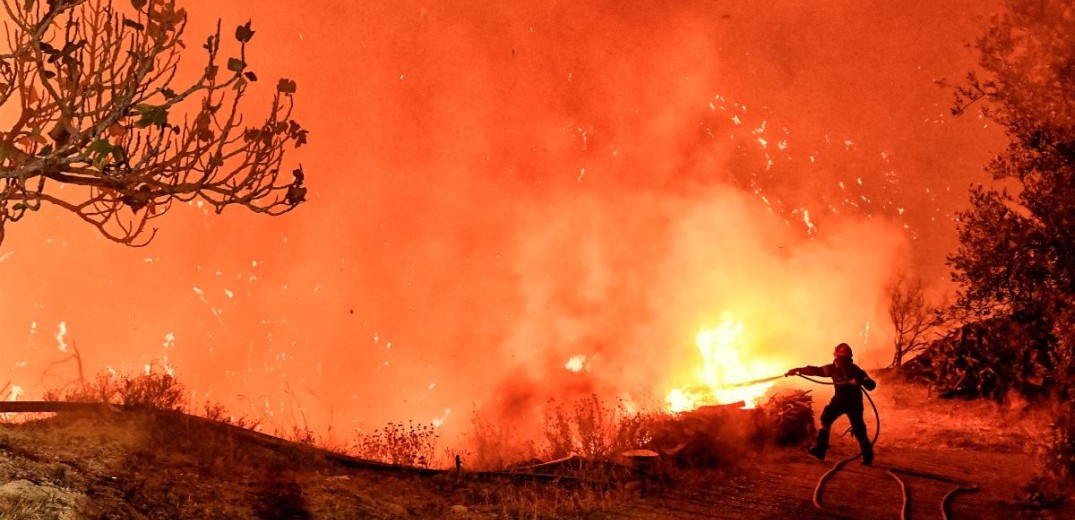 Κόλαση στην Κορινθία: Στους δύο αγνοούμενους ανήκουν οι σοροί που εντοπίστηκαν στο Ξυλόκαστρο  - Συγκλονιστικές εικόνες (βίντεο, φωτ.)