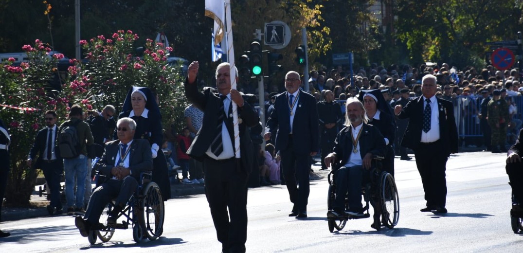 Θεσσαλονίκη: Συγκινημένοι οι Κύπριοι βετεράνοι που συμμετείχαν στην παρέλαση της 28ης Οκτωβρίου