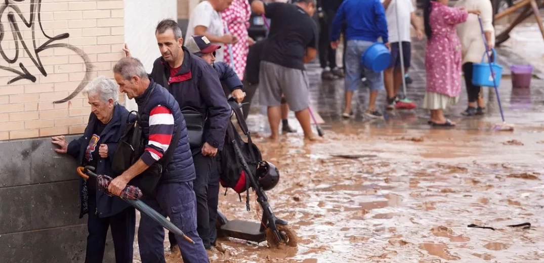 Στο πλευρό της Ισπανίας η Αθήνα: Συλλυπητήρια ΥΠΕΞ και Μητσοτάκη για τις πλημμύρες στη Βαλένθια