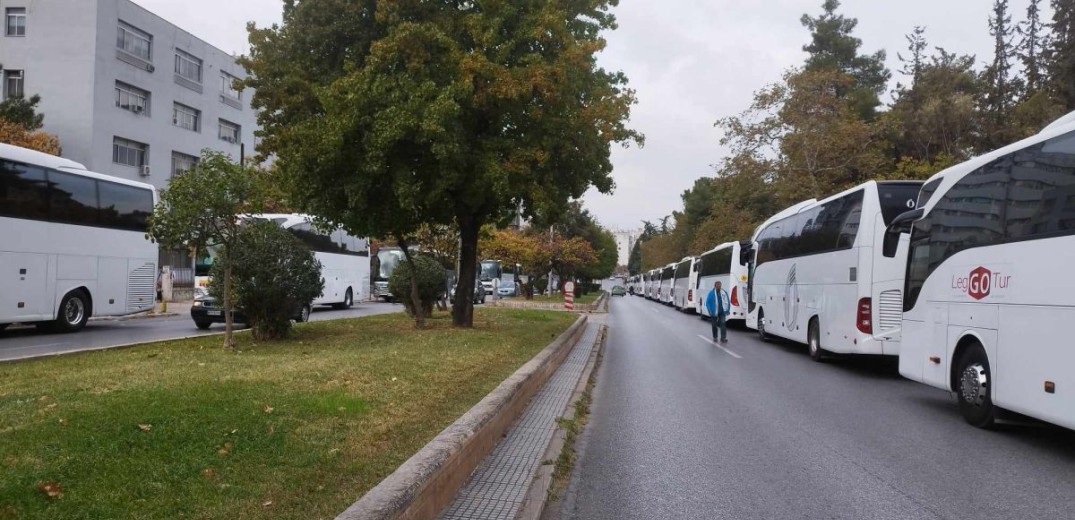 Χιλιάδες Τούρκοι σήμερα στη Θεσσαλονίκη - Για την επέτειο θανάτου του Ατατούρκ (φωτ.)