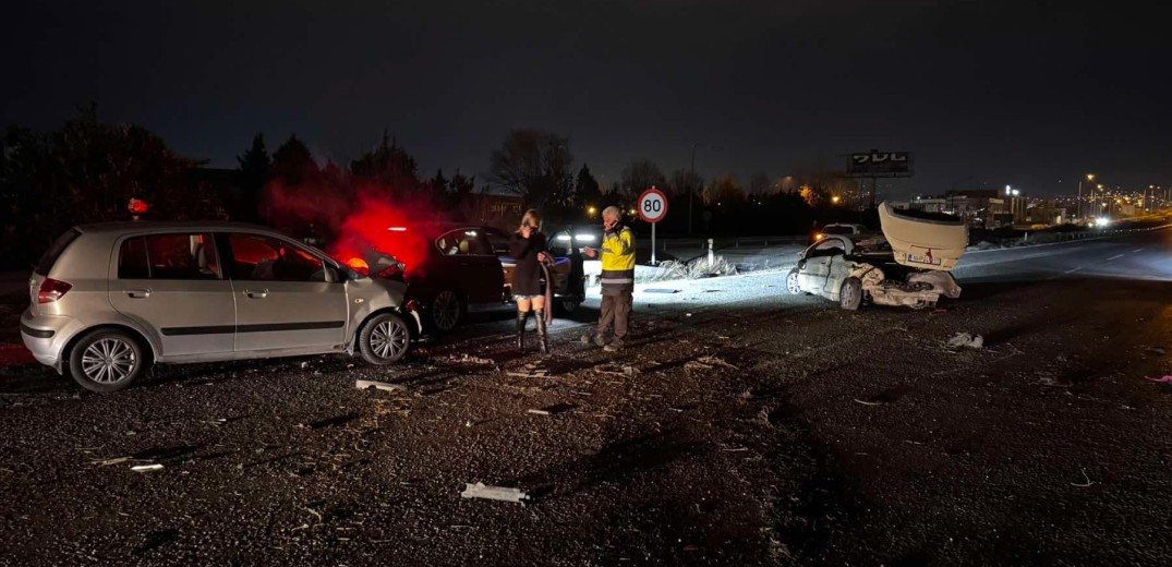 Θεσσαλονίκη: Σοβαρό τροχαίο στη δυτική είσοδο της πόλης - Συγκρούστηκαν τρία οχήματα