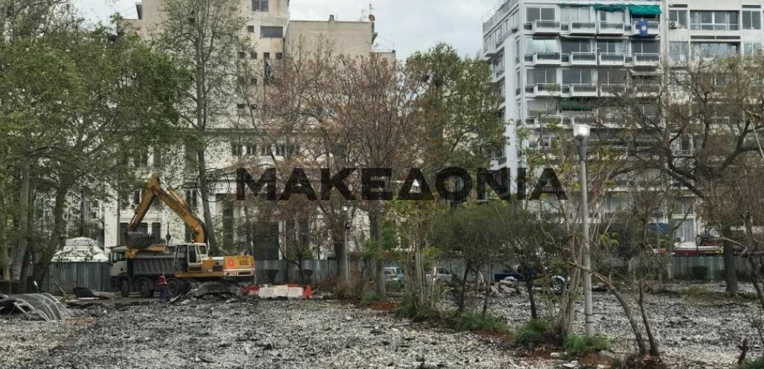 Άρχισε η ανάπλαση της πλ. Ελευθερίας (Φωτ.)