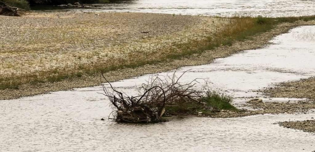 «Ασπίδα» προστασίας στον Αξιό από παράνομες καταπατήσεις και αμμοληψίες