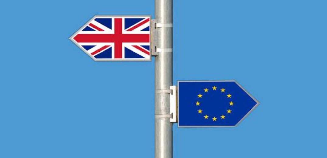 Βρετανία: Λιγότερο αυστηροί οι συνοριακοί έλεγχοι στις εισαγωγές από την ΕΕ το 2021