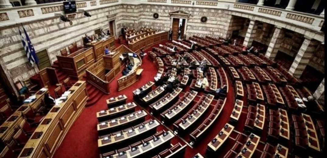 Το νομοσχέδιο για το lobbying έχει διατάξεις και για τα δώρα στον Πρόεδρο της Δημοκρατίας και τα μέλη της κυβέρνησης