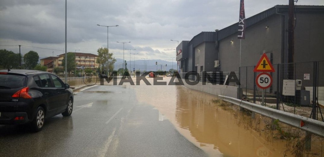 Συγκλονιστικές εικόνες κατέγραψε το κλιμάκιο της τροχαίας Θεσσαλονίκης στην Καρδίτσα (φωτ.)