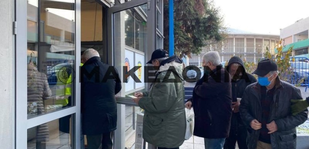 Θεσσαλονίκη: Στο 100% η προσέλευση  στο μεγαλύτερο εμβολιαστικό κέντρο της χώρας την πρώτη ημέρα	