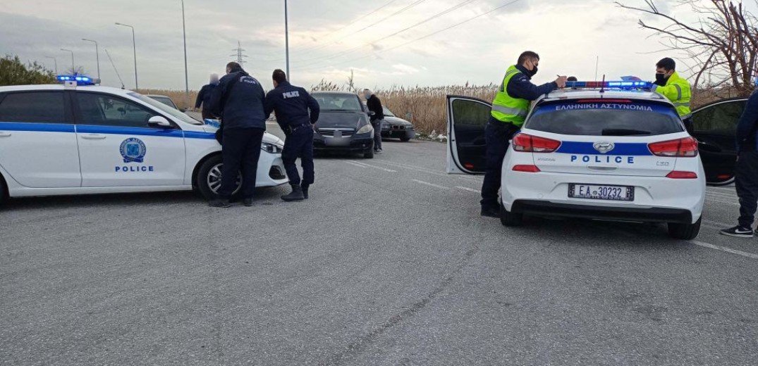 Θεσσαλονίκη: «Stop» σε ένα διακινητή και έξι μη νόμιμους μετανάστες στην Εγνατία Οδό