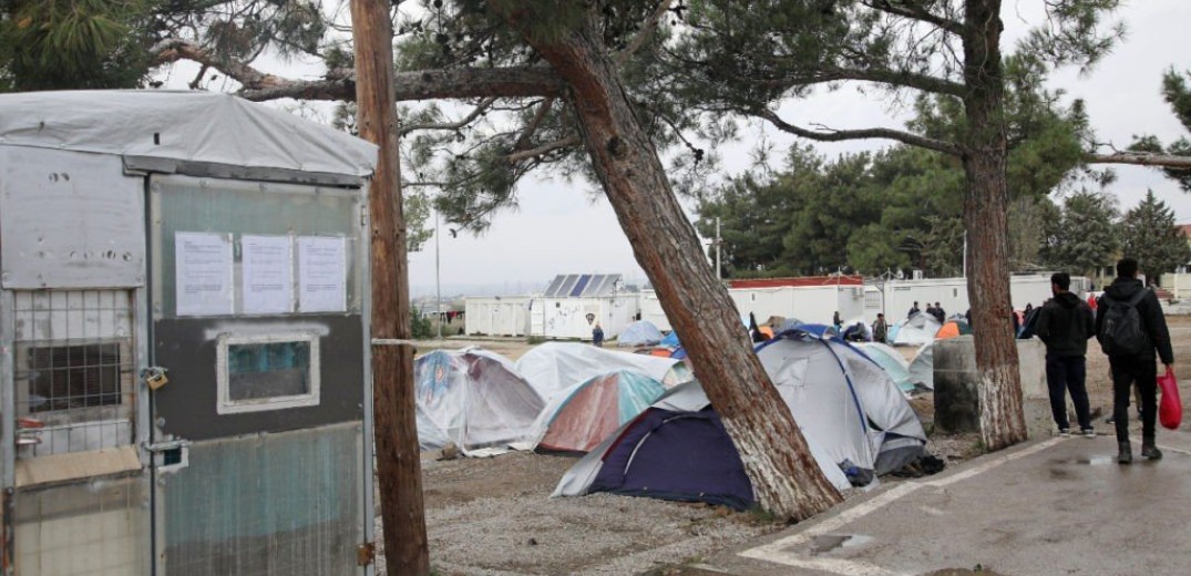 Σε ετοιμότητα για τον εμβολιασμό 10.000 προσφύγων και μεταναστών στην Κεντρική Μακεδονία