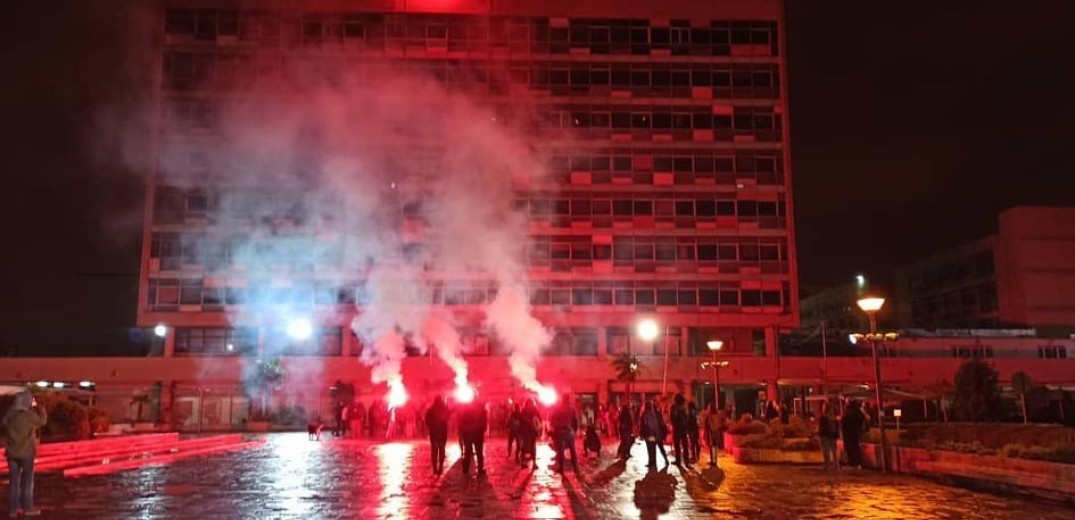 Αποχώρησαν οι φοιτητές από το ΑΠΘ (βίντεο)