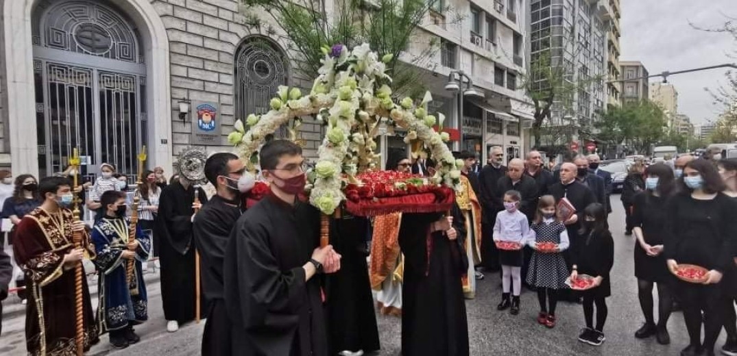 Στην «εκκλησία των εμπόρων» η πρώτη περιφορά Επιταφίου στη Θεσσαλονίκη 