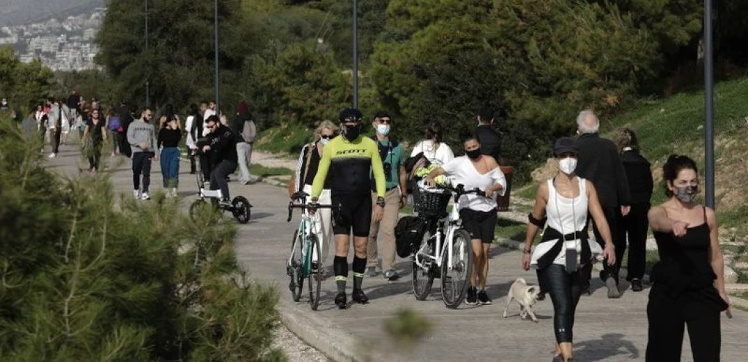 Σοκάρει η πρόβλεψη Τζανάκη: 400.000 - 600.000 ανεμβολίαστοι θα νοσήσουν στο τέταρτο κύμα