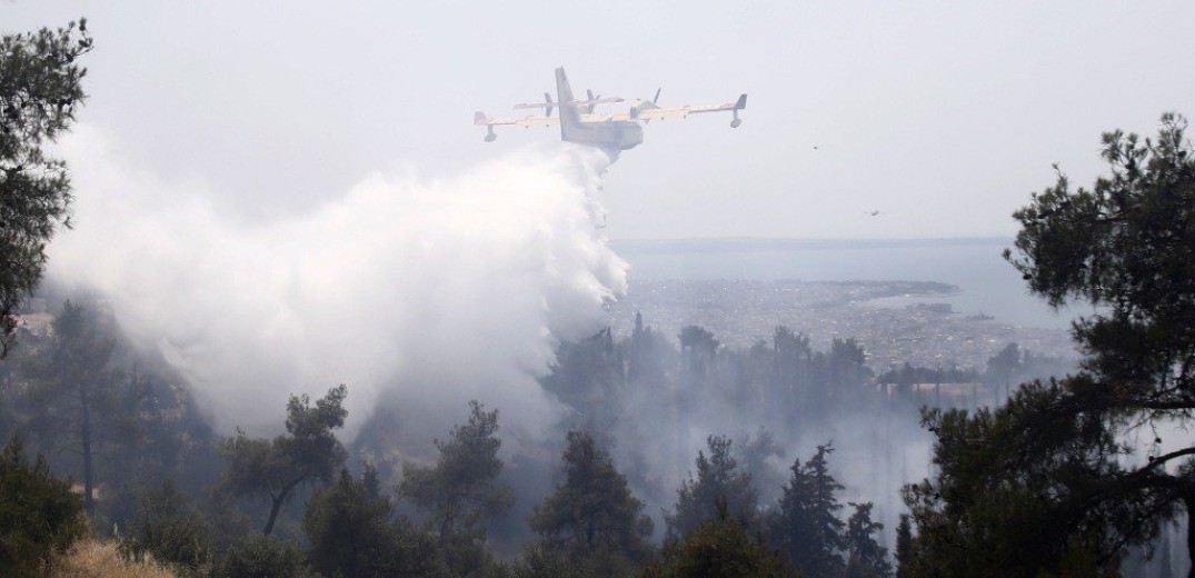 Πώς γλυτώσαμε τα χειρότερα με τη φωτιά στο Σέιχ Σου – Εθελοντές μιλούν στο makthes.gr (Βίντεο) 