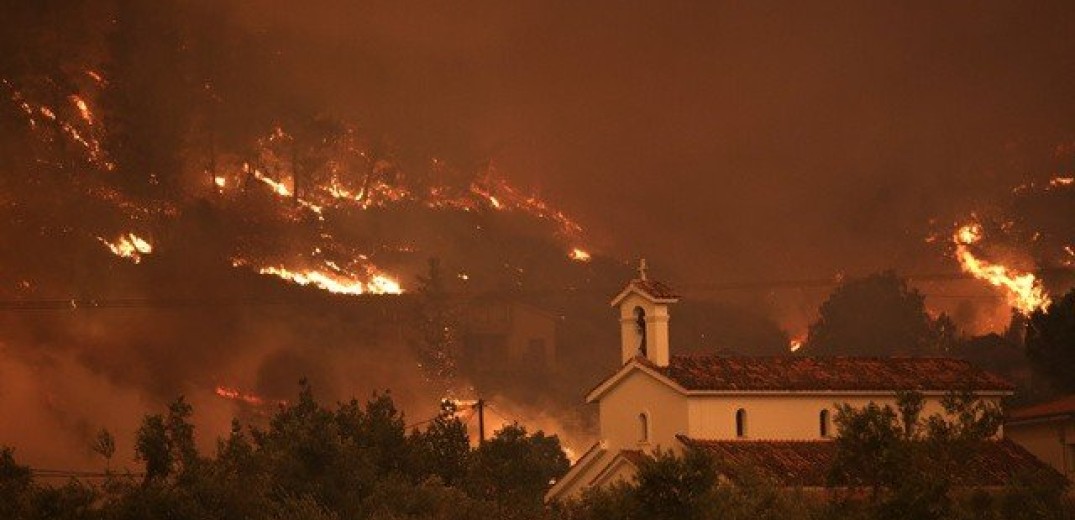 «Κόλαση» διαρκείας στην Εύβοια - Νέα αναζωπύρωση στις Γούβες - Προμηνύεται δύσκολη νύχτα  (βίντεο)