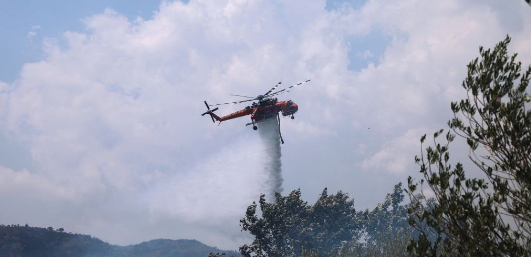 Φωτιά στη Χίο: Επιχειρούν εναέριες δυνάμεις - Μήνυμα από το 112