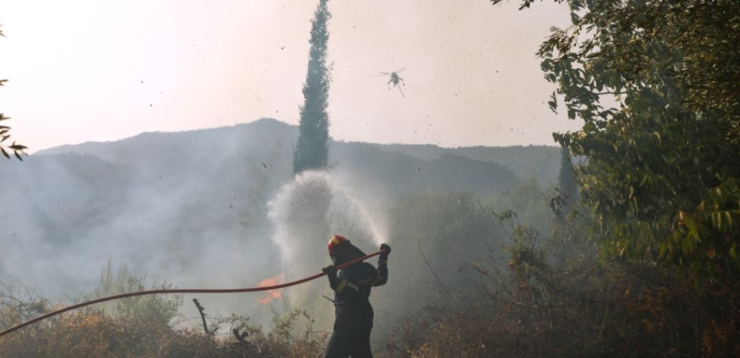 Πολύ υψηλός κίνδυνος πυρκαγιάς σήμερα σε 10 περιοχές της χώρας