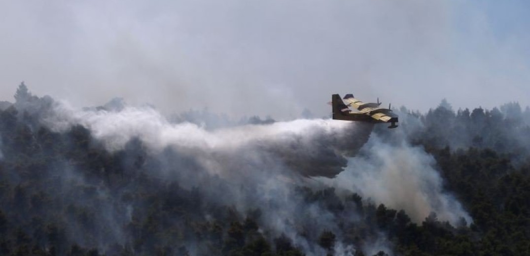 Νέα χρηματοδότηση 10 εκατ. ευρώ σε πληγέντες από τις πυρκαγιές δήμους-περιφέρειες