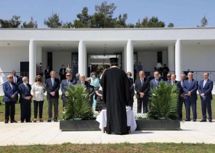 Που βρέθηκαν μαζί Κώστας Καραμαλής, Αντώνης Σαμαράς και Προκόπης Παυλόπουλος;