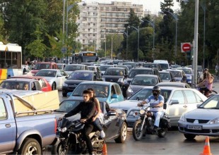 Εκατό θα έρθουν... Πόσοι θα βγούνε στο δρόμο;