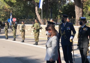 Η βόλτα της Κ. Σακελλαροπούλου στην Άνω Πόλη 